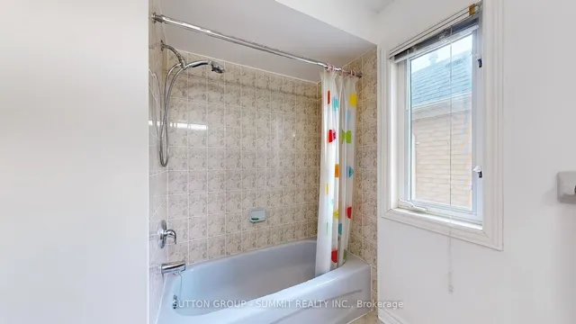 Additional image 34 of 93 MOREAU Tr