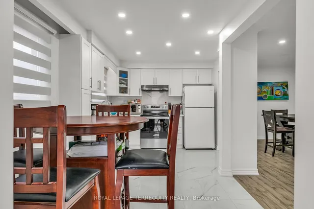 Additional image 8 of 15 Madonna Gdns