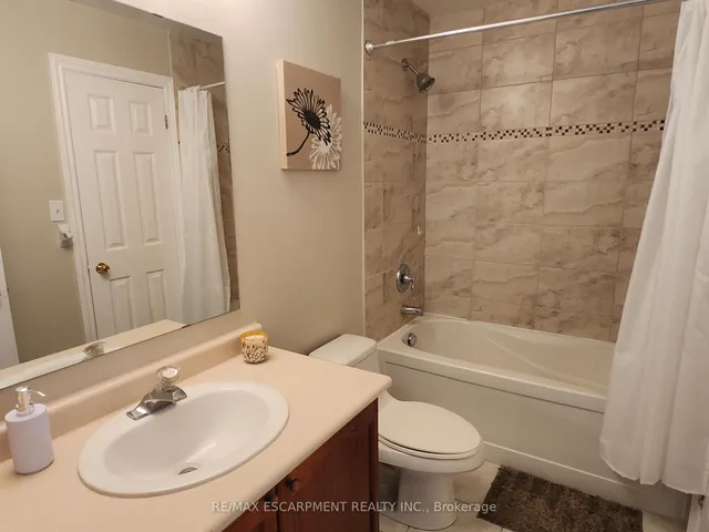 Additional image 17 of 4324 FAIRVIEW St