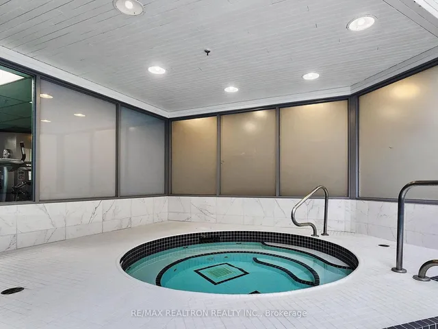 Additional image 36 of 101 Subway Cres Unit 912