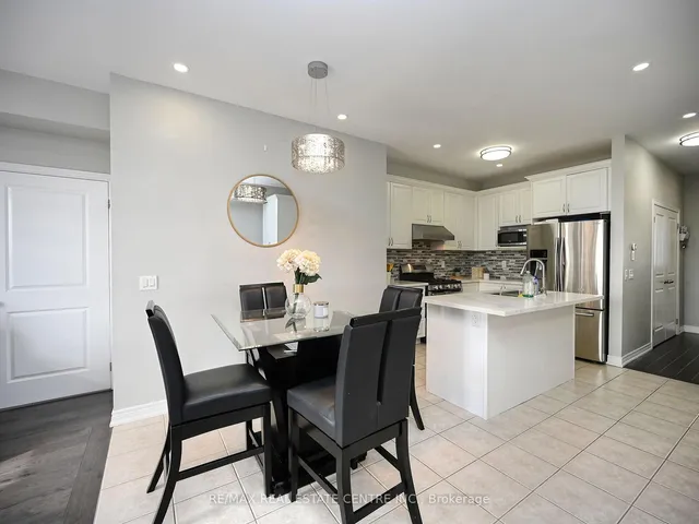 Additional image 19 of 53 Dufay Rd