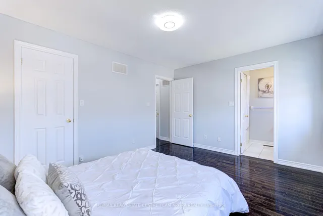 Additional image 34 of 361 Cedric Terr