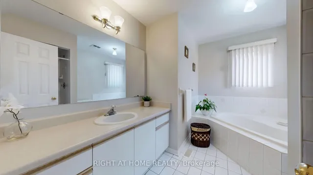 Additional image 23 of 102 Mullis Cres