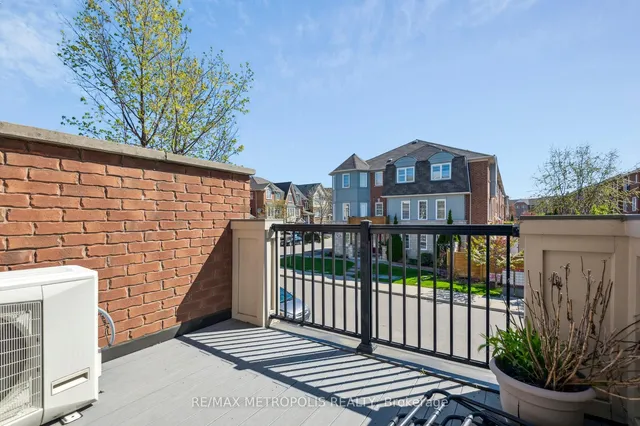 Additional image 36 of 54 Howe Ave