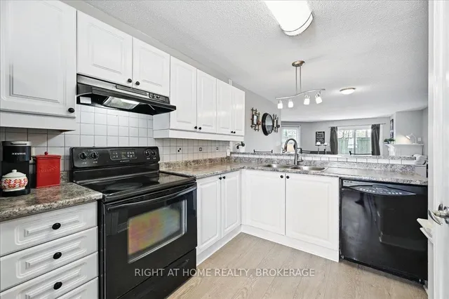 Additional image 10 of 1210 Thorpe Rd Unit 417