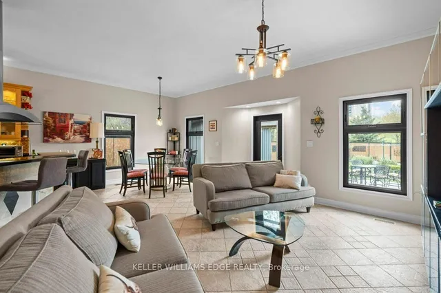 Additional image 15 of 61 Lake Ave