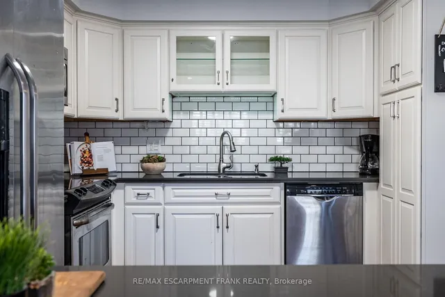 Additional image 18 of 83 Foxborough Dr