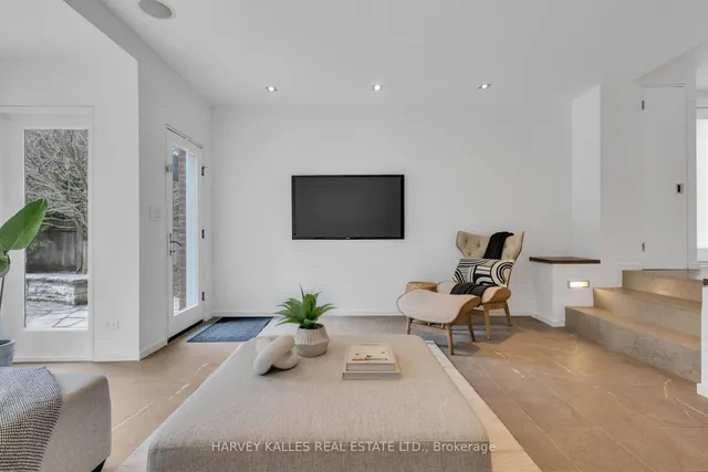 Additional image 22 of 111 Strathallan Blvd