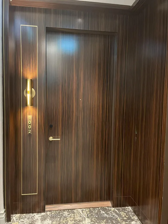 Additional image 6 of 455 Wellington St Unit 1002