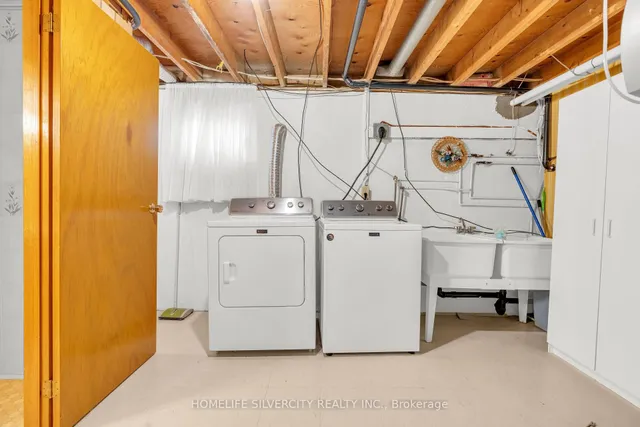 Additional image 36 of 140 Folkstone Cres