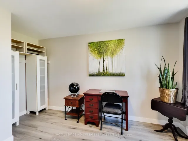 Additional image 41 of 1008 Falgarwood Dr Unit 5