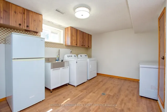 Additional image 20 of 79 Aviemore Dr