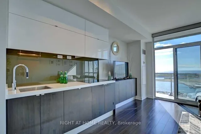 Additional image 5 of 21 Iceboat Terr Unit 4108