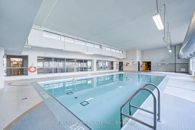 Additional image 40 of 1 Town Centre Crt