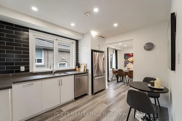 Additional image 18 of 67 Acton Ave