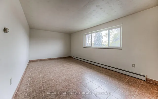 Additional image 12 of 24 Cait Ave