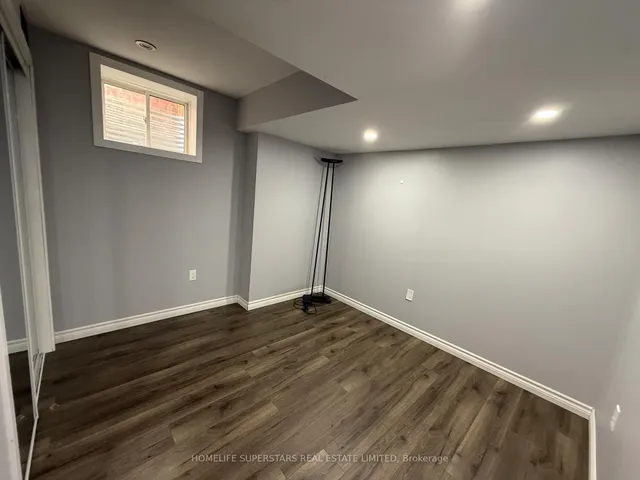 Additional image 32 of 63 Enford Cres