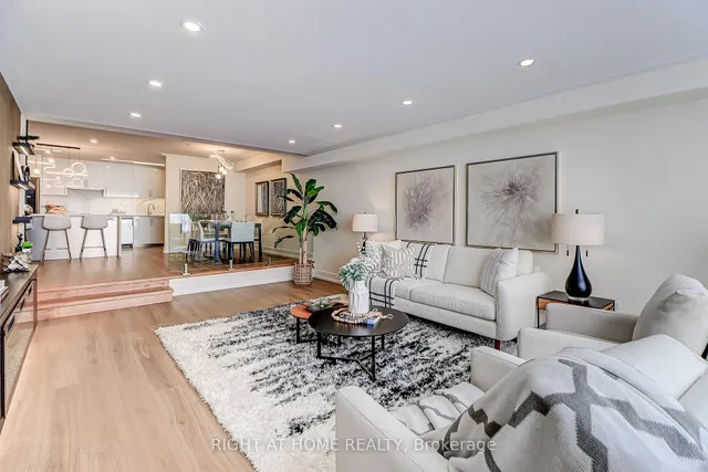 Additional image 4 of 130 Carlton St Unit 1207