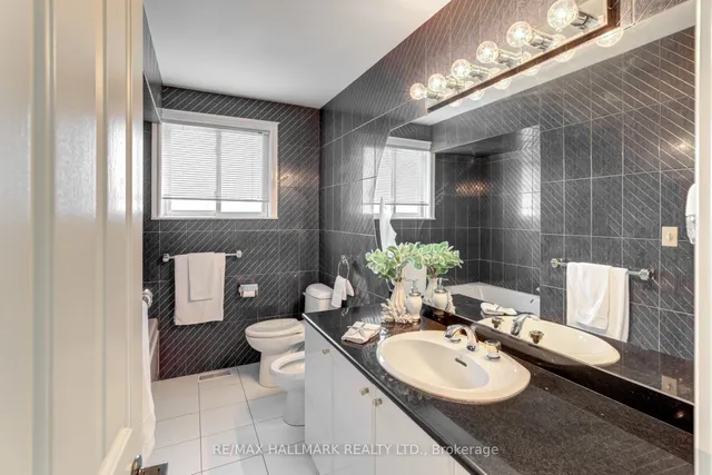 Additional image 17 of 44 Arkona Dr