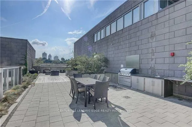 Additional image 14 of 121 McMahon Dr Unit 2010