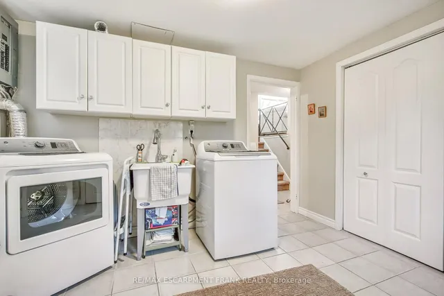 Additional image 42 of 129 ONEIDA Blvd