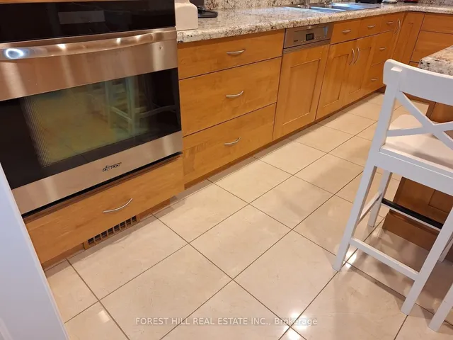 Additional image 20 of 429 Connaught Ave