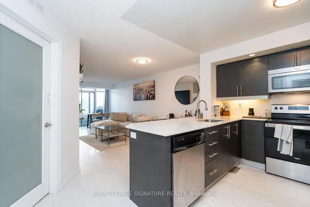 Additional image 6 of 75 East Liberty St Unit 819