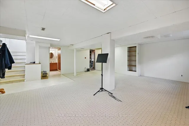 Additional image 31 of 2234 Ghent Ave