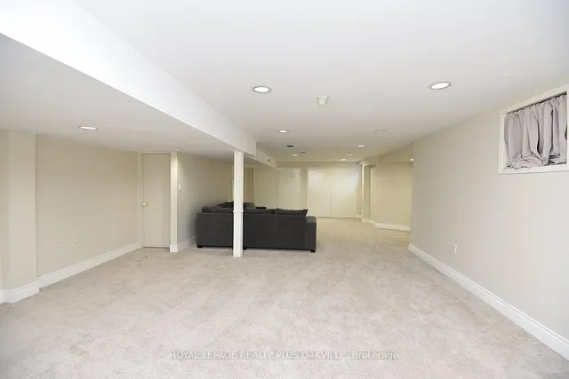 Additional image 43 of 81 Jerome Park Dr