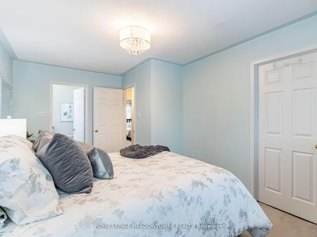 Additional image 21 of 73 Townley Cres