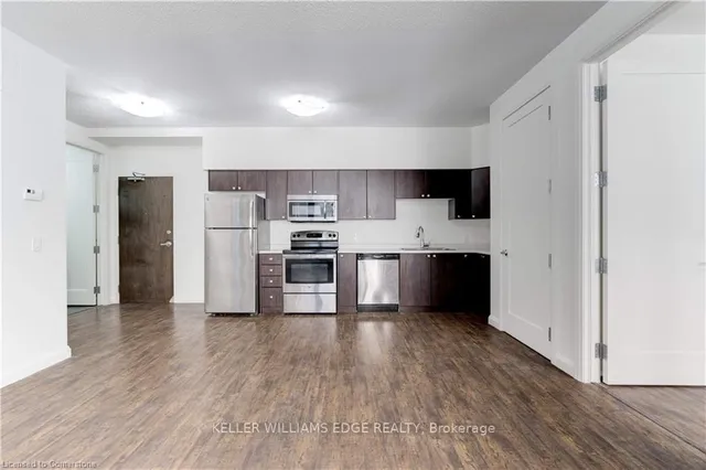 Additional image 8 of 112 King St Unit 408