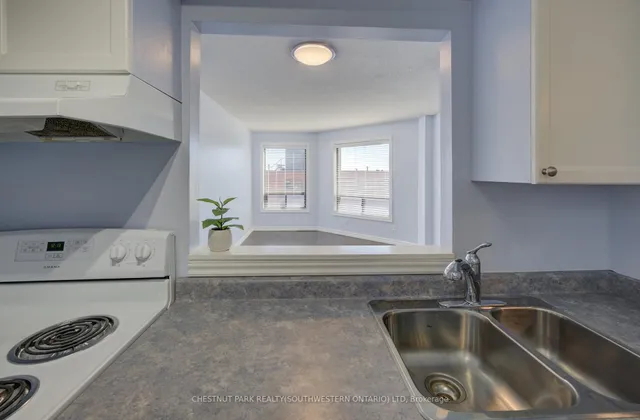 Additional image 8 of 10 Ellen St Unit 803