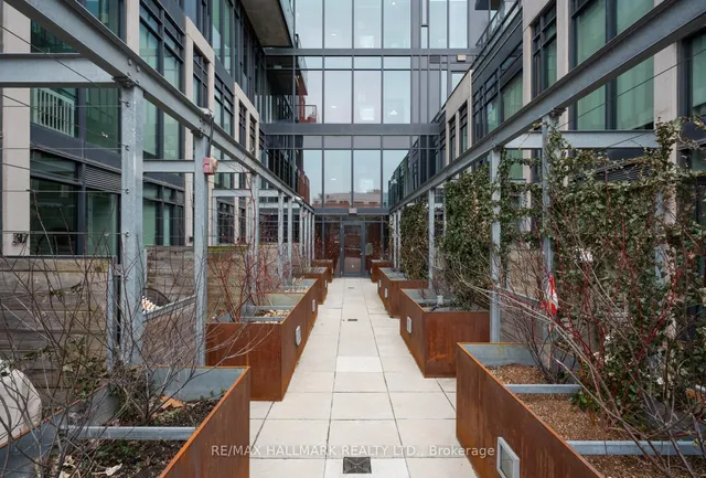 Additional image 2 of 8 Dovercourt Rd Unit 317