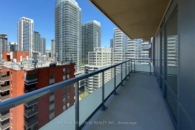 Additional image 32 of 50 Dunfield Ave Unit 1917