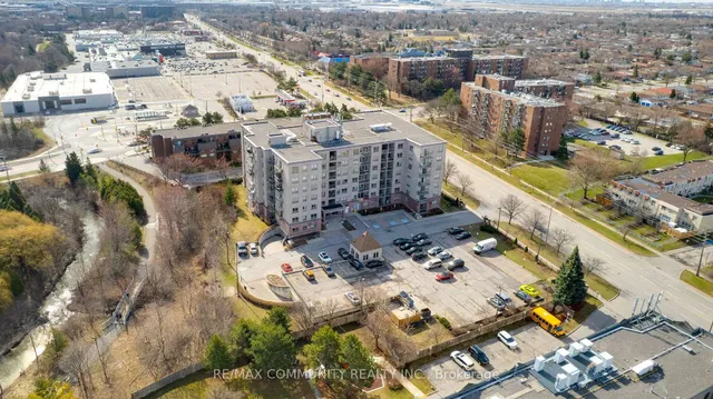 Additional image 17 of 7405 Goreway Dr Unit 415