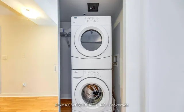 Additional image 19 of 295 Adelaide St Unit 802