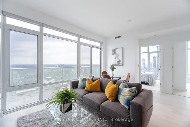 Additional image 14 of 501 Yonge St Unit 5202