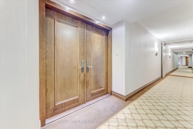 Additional image 29 of 3900 Yonge St Unit 909