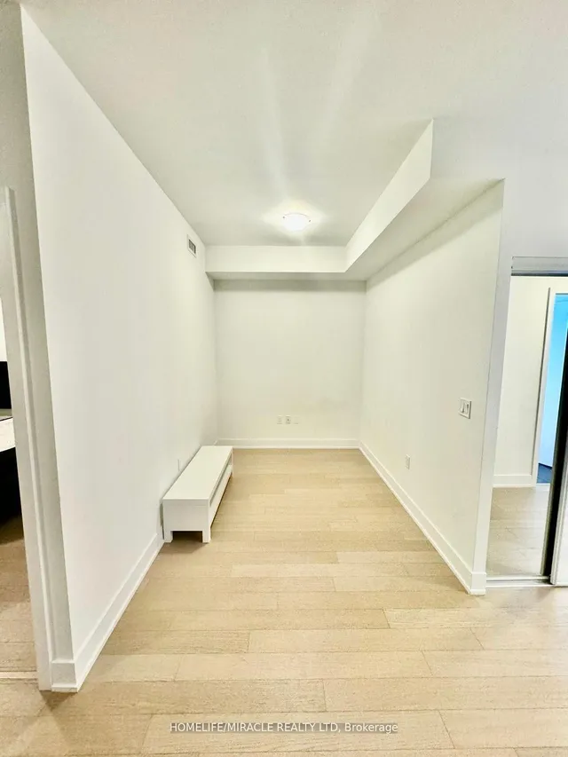 Additional image 12 of 30 Shore Breeze Dr Dr Unit 5901