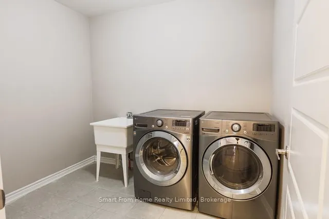 Additional image 10 of 260 Shady Glen Cres