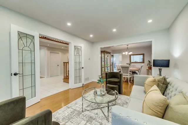 Additional image 11 of 2916 Sycamore St