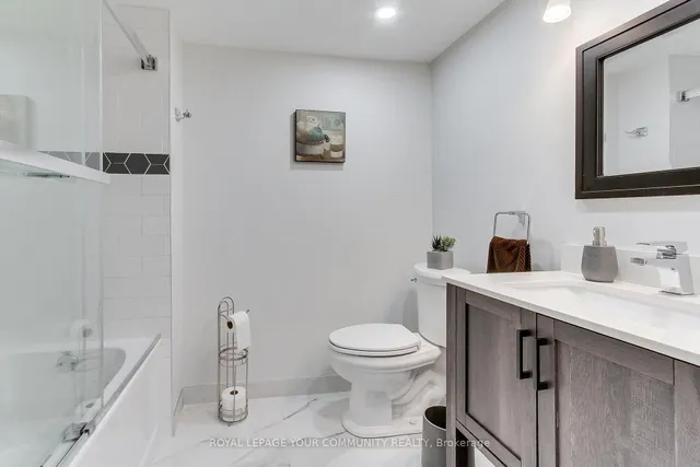 Additional image 39 of 41 Mandarin Cres