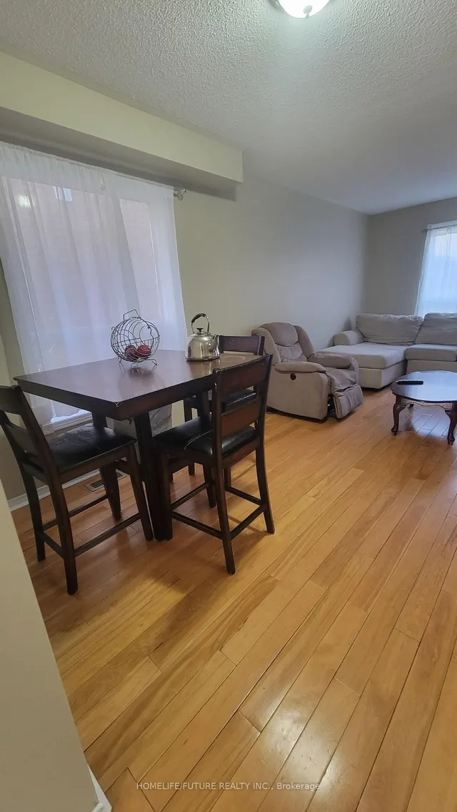 Additional image 6 of 14 Peachleaf Cres