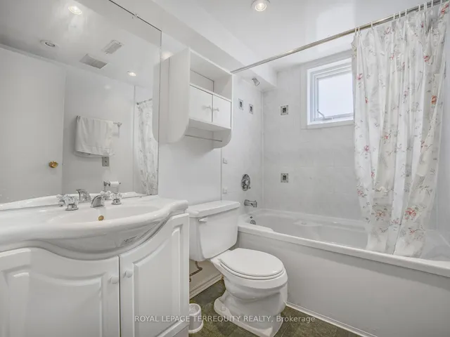 Additional image 22 of 146 Benjamin Blvd