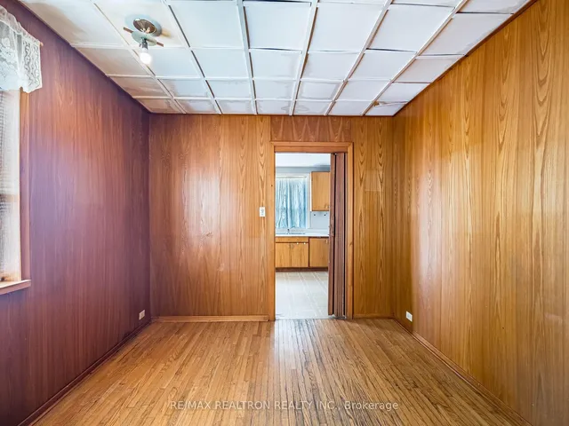 Additional image 21 of 872 Royal York Rd