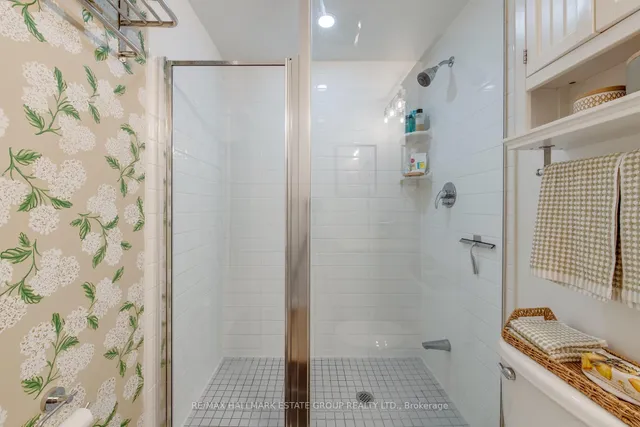 Additional image 20 of 59 East Liberty St Unit 401