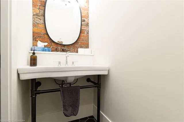 Additional image 9 of 294 Caroline St