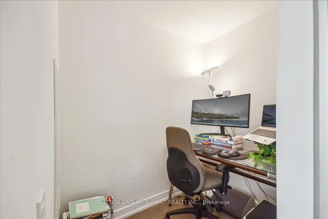 Additional image 49 of 161 Roehampton Ave Unit 1010