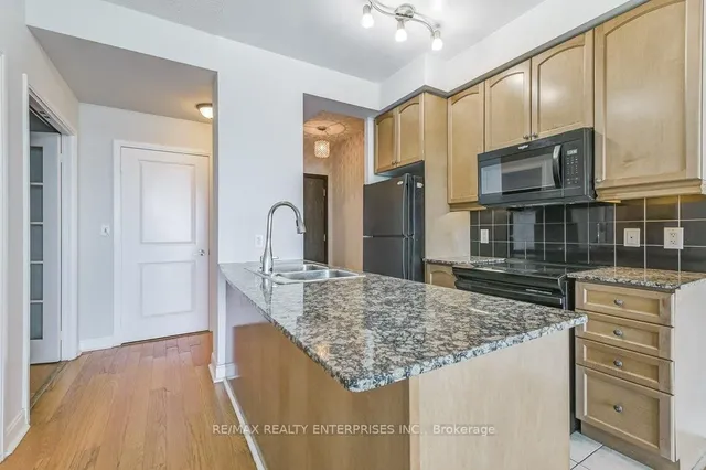 Additional image 13 of 80 Absolute Ave Unit 911