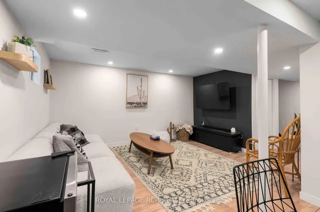 Additional image 39 of 46 Dearbourne Blvd Unit 32